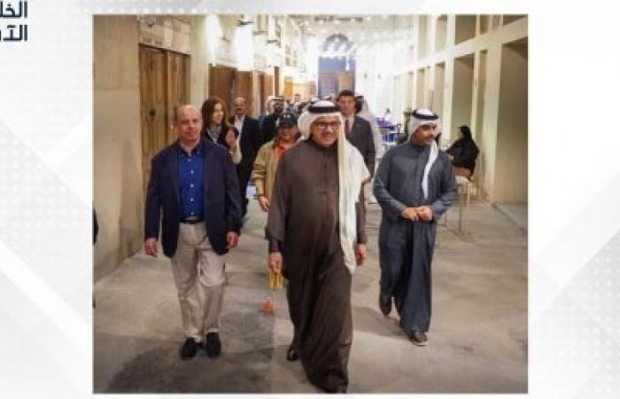 زيارة وزير الخارجية البحريني لمهرجان "ليالي المحرق" برفقة السفراء الأجانب