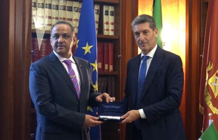 اخبار الكويت | الوهيب بحث مع مدير الأمن العام الإيطالي تعزيز التعاون الأمني وتبادل الخبرات | الخليج الأن
