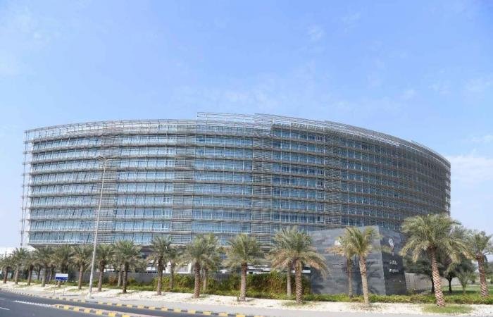 اخبار الكويت | «التربية»: فتح باب النقل لشاغلي الوظائف الإدارية في المدارس | الخليج الأن
