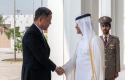 قطر الان | نائب رئيس مجلس الوزراء ووزير الدولة لشؤون الدفاع يلتقي الوزير المنسق للخدمات العامة ووزير الدفاع السنغافوري | الخليج الان