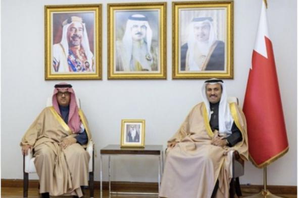 البحرين الان | وزير الإعلام يستقبل القائم بأعمال سفارة السعودية لدى البحرين | الخليج الان البحرينية
