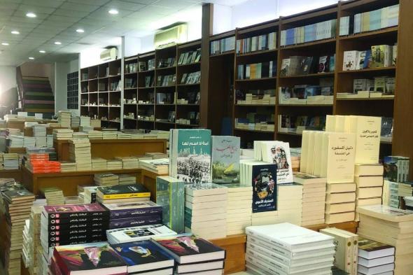 البحرين الان | إقبال متزايد من الشباب في البحرين على قراءة الكتب المطبوعة | الخليج الان البحرينية