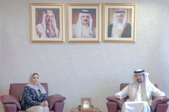 البحرين الان | رئيس الجمارك يستقبل وكيل النقل البري والبريد بوزارة المواصلات والاتصالات | الخليج الان البحرينية