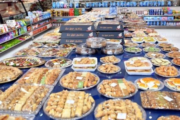 السعودية الان | حركة نشطة بأسواق الحلويات مع اقتراب العيد | الخليج الان