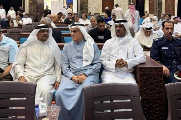 البحرين الان | محافظ الشمالية يواسي ذوي المتوفين بالحادث المروري بمنطقة سار وينقل تعازي وزير الداخلية | الخليج الان البحرينية