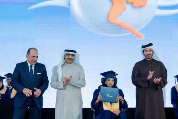 البحرين الان | خالد بن حمد يرعى حفل تخرج الفوج الخامس عشر لمدرسة حوار الدولية | الخليج الان البحرينية